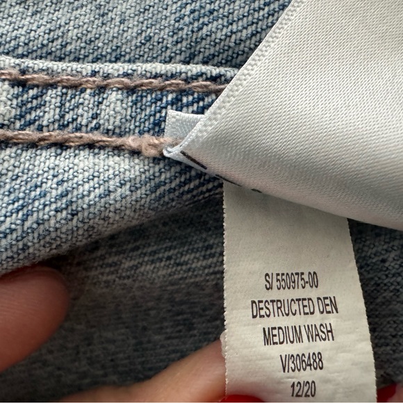 Old Navy distressed Denim Jacket - Picture 5 of 8